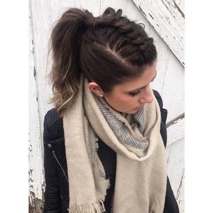 Meet your Posher, Lauren